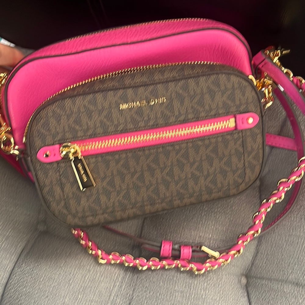 2 in one Michael Kors crossbody